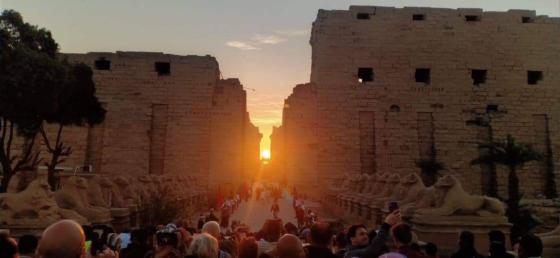اليوم الأول: الوصول إلى الأقصر – زيارة الكرنك ومعبد الأقصر